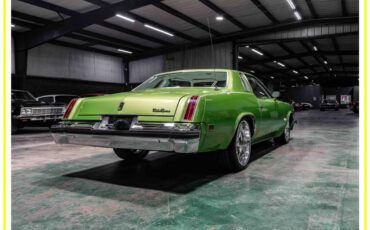 Oldsmobile-cutlass-supreme-1976-green-1