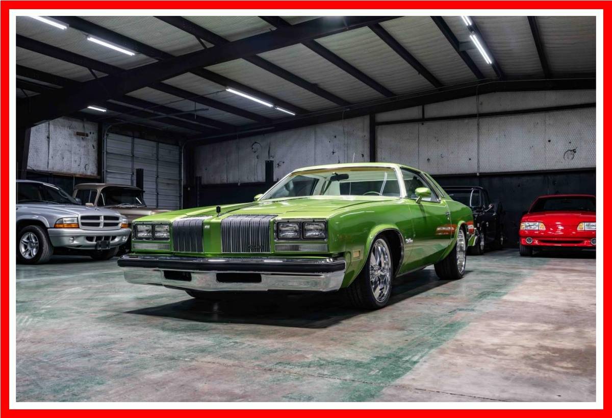 Oldsmobile-cutlass-supreme-1976-green-16