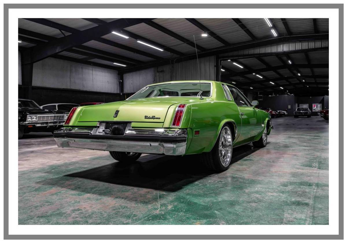 Oldsmobile-cutlass-supreme-1976-green-5