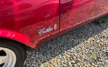 Oldsmobile-cutlass-supreme-1977-red-1