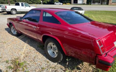 Oldsmobile-cutlass-supreme-1977-red-2