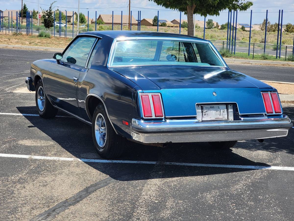 Oldsmobile-cutlass-supreme-1979-blue-2