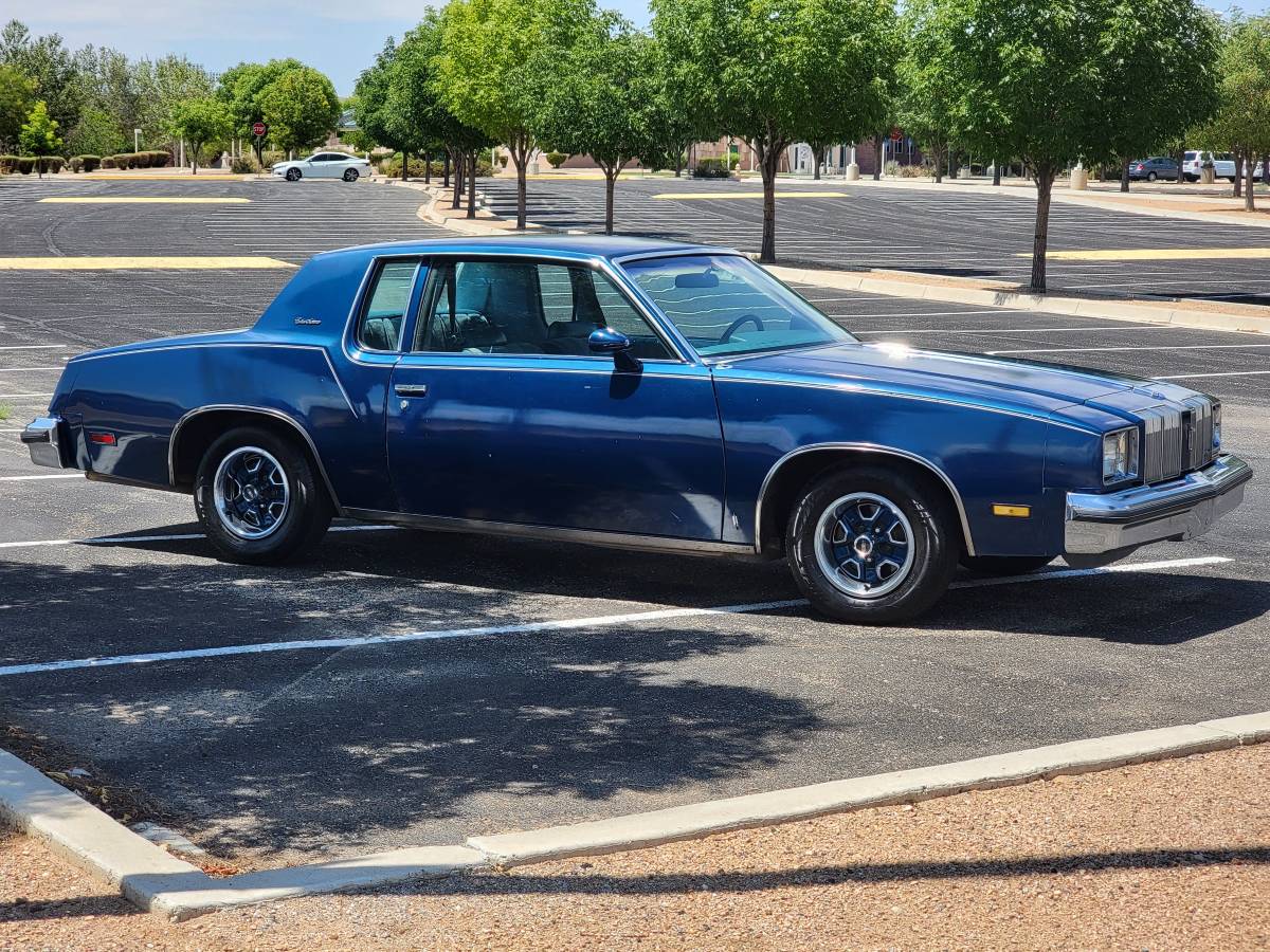 Oldsmobile-cutlass-supreme-1979-blue-4