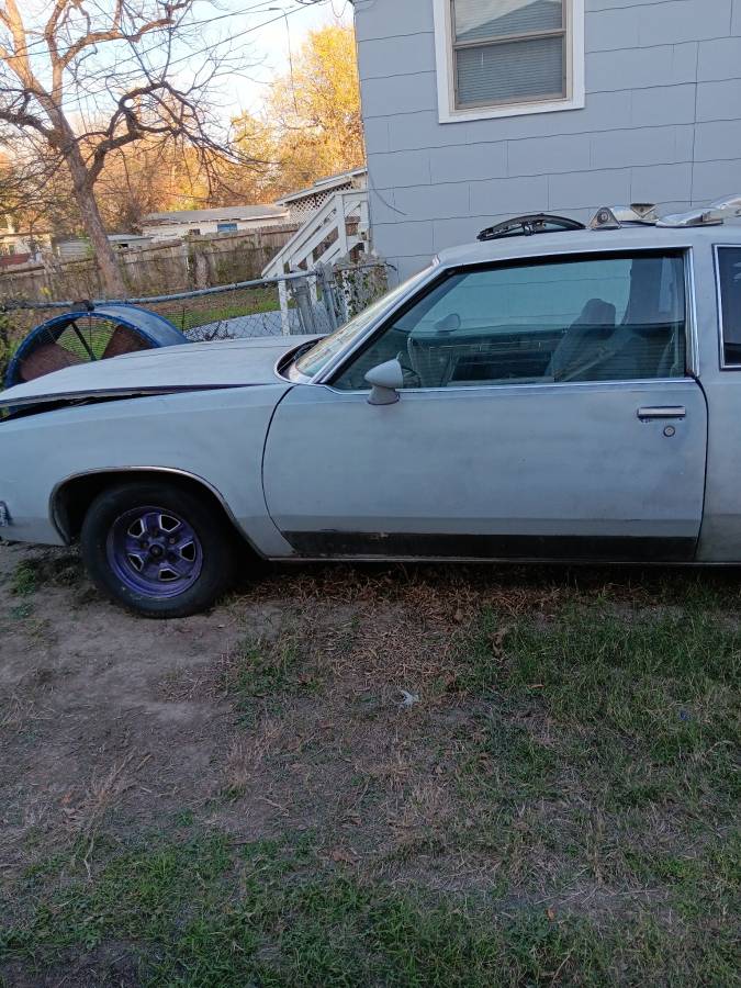 Oldsmobile-cutlass-supreme-1984-4