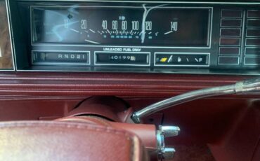 Oldsmobile-cutlass-supreme-1984-red-12