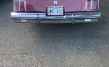 Oldsmobile-cutlass-supreme-1984-red-15