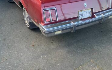 Oldsmobile-cutlass-supreme-1984-red-18