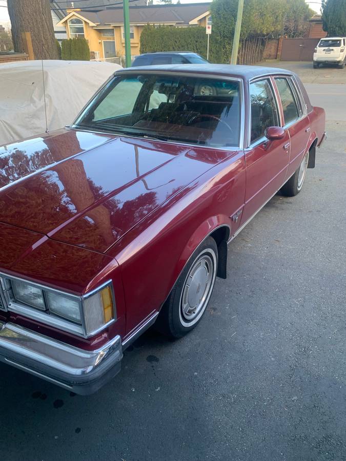 Oldsmobile-cutlass-supreme-1984-red-19