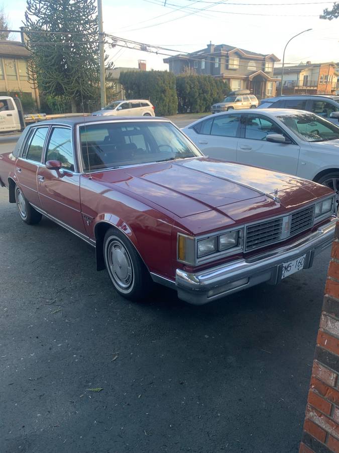 Oldsmobile-cutlass-supreme-1984-red-22