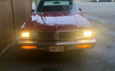 Oldsmobile-cutlass-supreme-1984-red