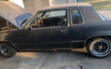 Oldsmobile-cutlass-supreme-1987-green-4
