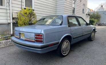 Oldsmobile-cutlass-supreme-1991-blue-9