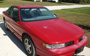 Oldsmobile-cutlass-supreme-1991-red