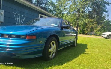 Oldsmobile-cutlass-supreme-1993-4
