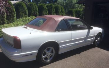 Oldsmobile-cutlass-supreme-1994-white-3
