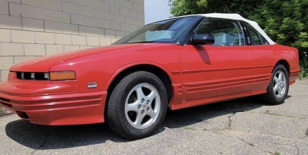 Oldsmobile-cutlass-supreme-1995-1