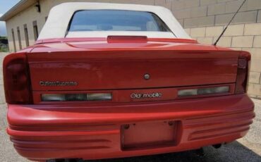 Oldsmobile-cutlass-supreme-1995-3