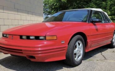 Oldsmobile-cutlass-supreme-1995