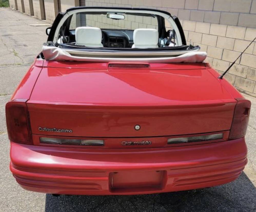 Oldsmobile-cutlass-supreme-1995-9