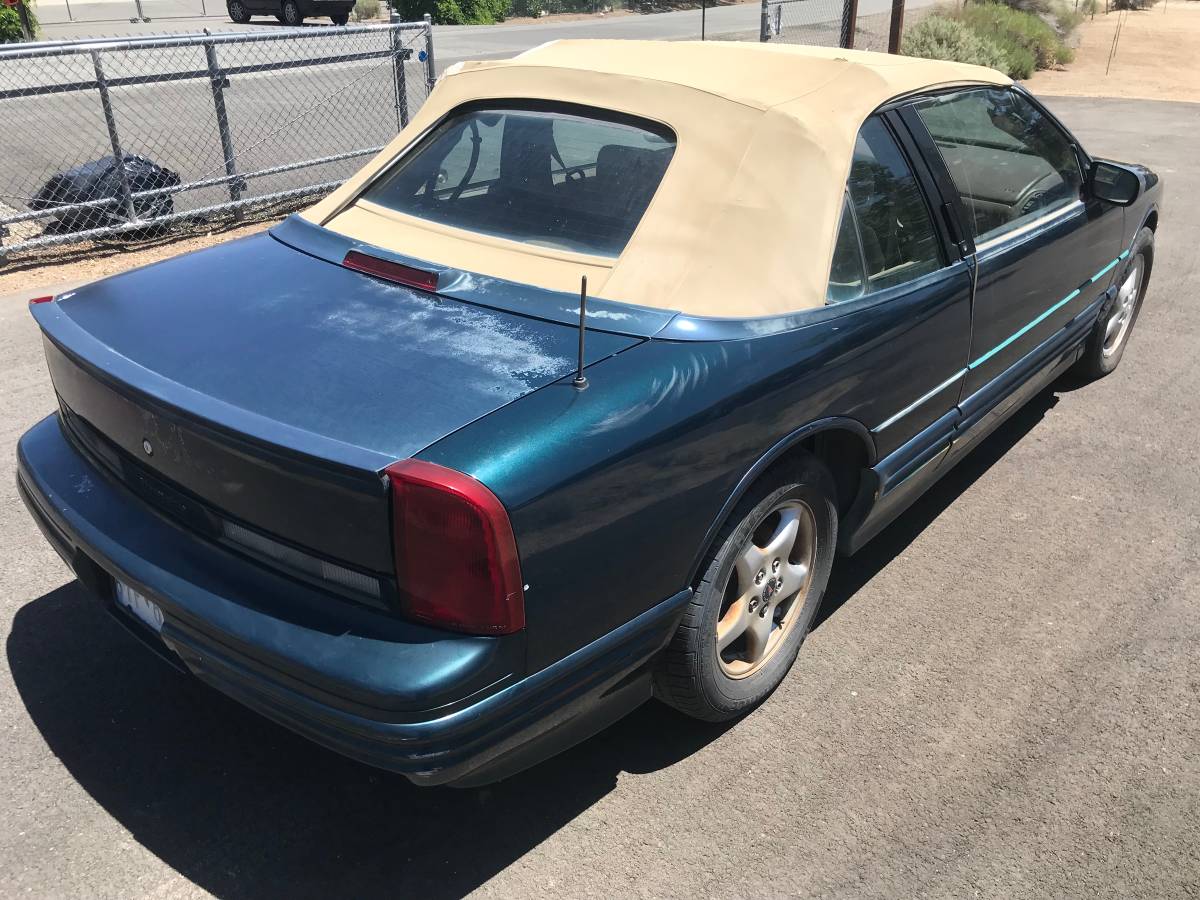 Oldsmobile-cutlass-supreme-1995-green-3