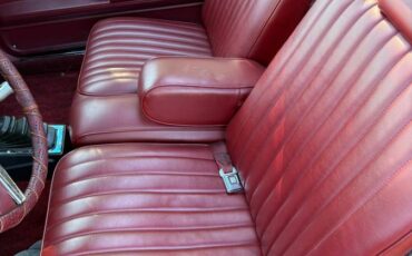 Oldsmobile-cutlass-supreme-brougham-1979-red-21
