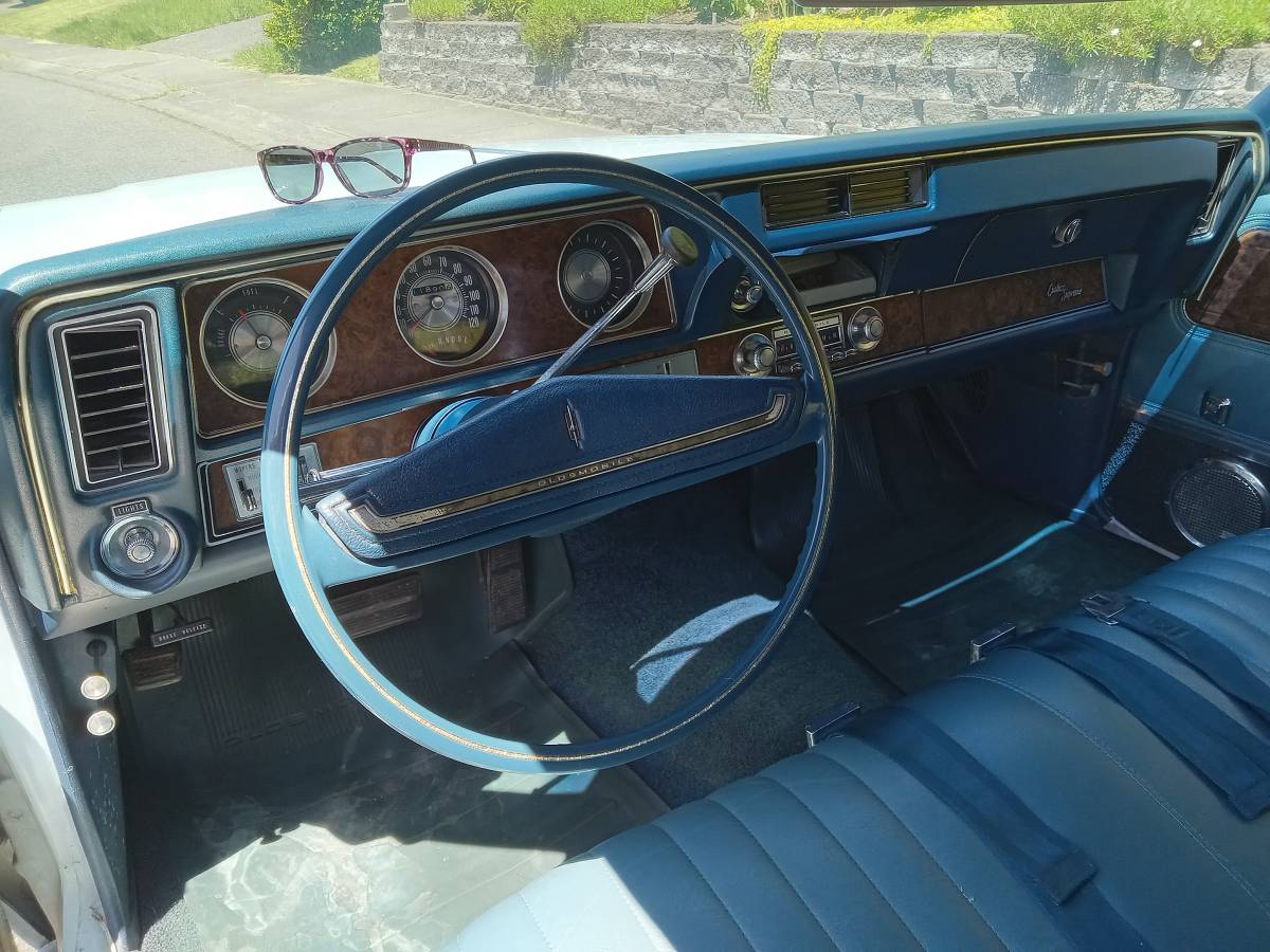 Oldsmobile-cutlass-supreme-convertible-1970-15