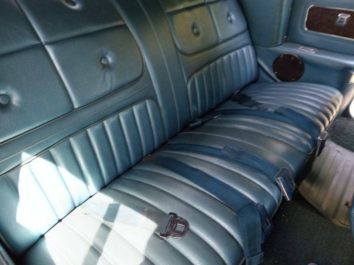 Oldsmobile-cutlass-supreme-convertible-1970-21