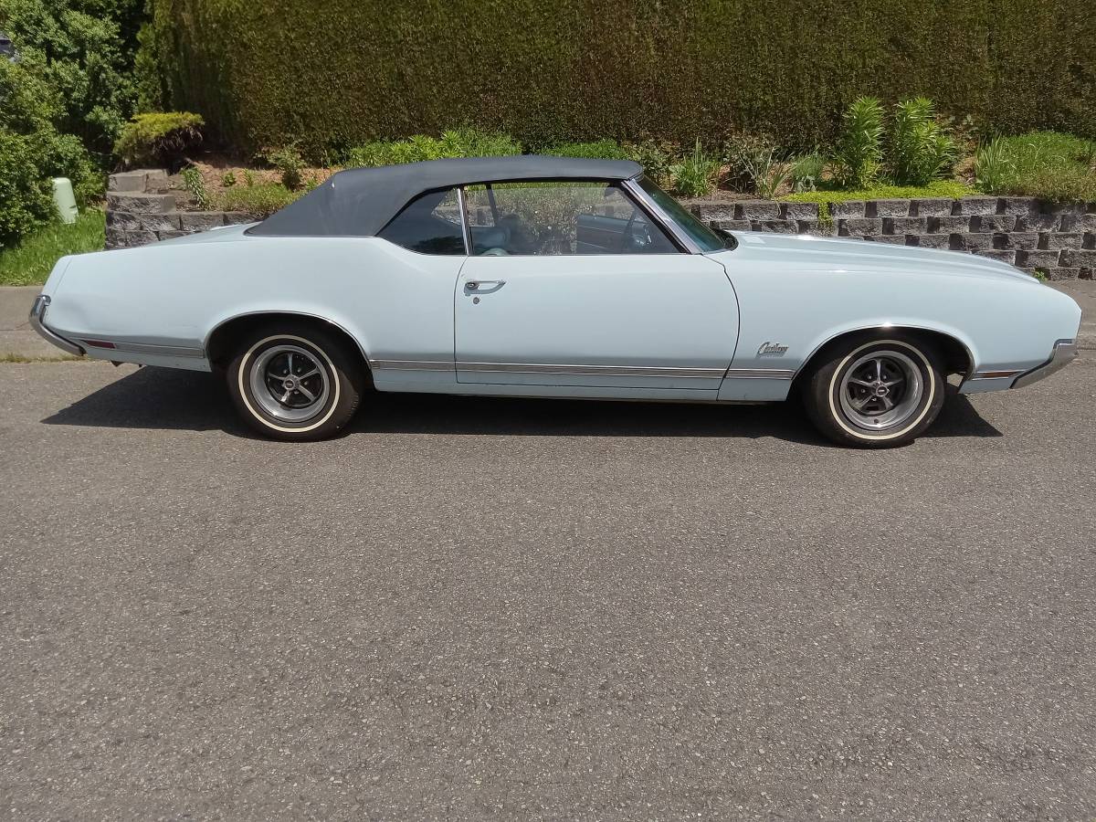 Oldsmobile-cutlass-supreme-convertible-1970-27