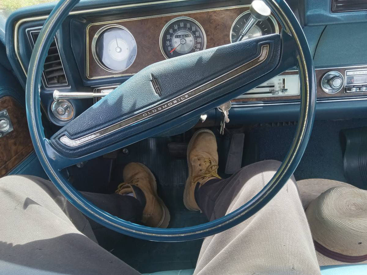 Oldsmobile-cutlass-supreme-convertible-1970-28