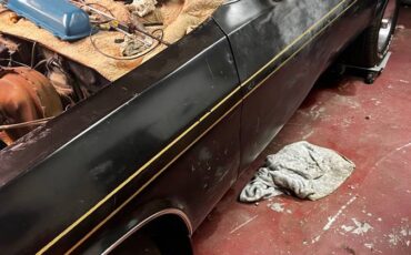 Oldsmobile-cutlass-w30-1975-black-1