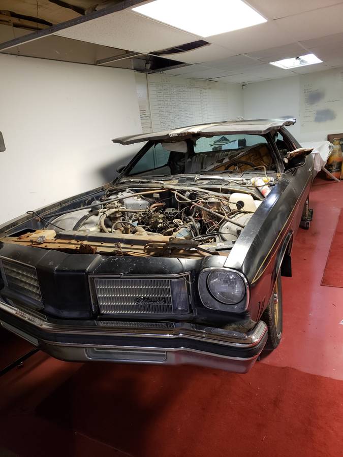 Oldsmobile-cutlass-w30-1975-black-5