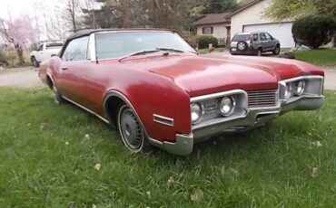 Oldsmobile-delta-88-convertible-1967-red-1