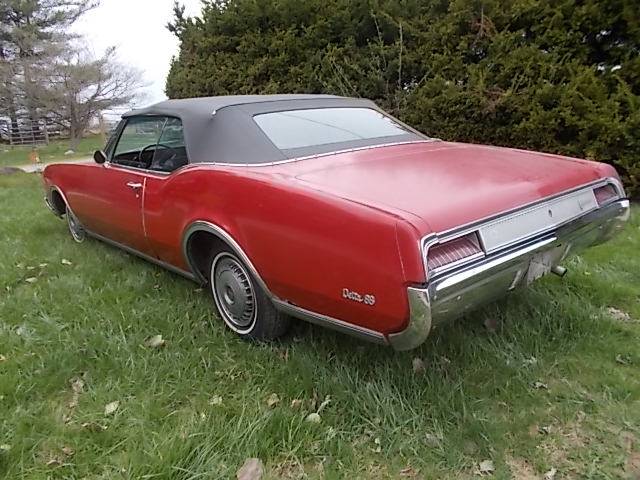 Oldsmobile-delta-88-convertible-1967-red-3
