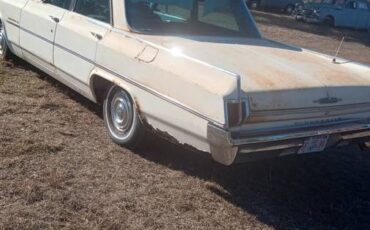 Oldsmobile-dynamic-88-1963-custom-7
