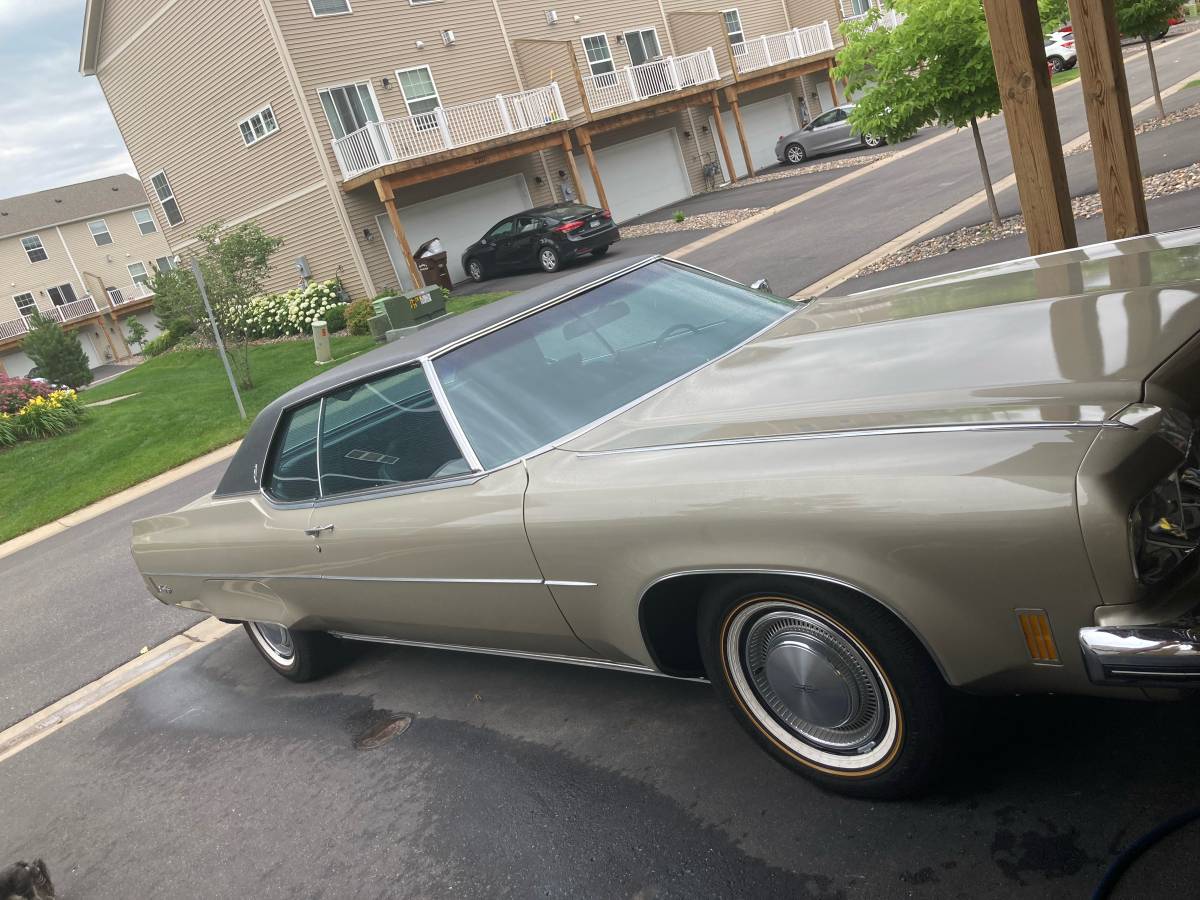 Oldsmobile-eightyeight-1973-15