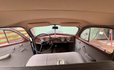 Oldsmobile-f-37-touring-sedan-1937-10