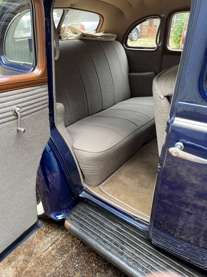 Oldsmobile-f-37-touring-sedan-1937-12
