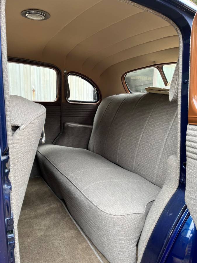 Oldsmobile-f-37-touring-sedan-1937-9