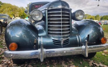 Oldsmobile-f3-dr.-coupe-1937-grey-11