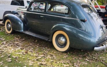 Oldsmobile-f3-dr.-coupe-1937-grey-12