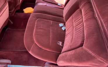Oldsmobile-ninety-eight-98-brougham-1983-red-4