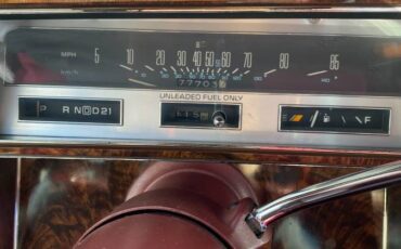 Oldsmobile-ninety-eight-98-brougham-1983-red-6