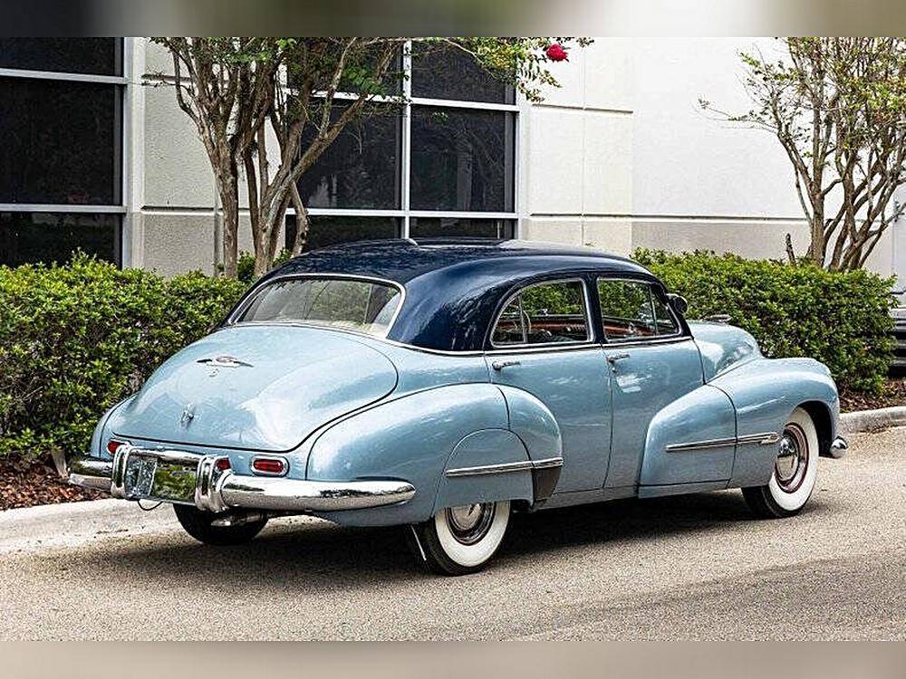 Oldsmobile-ninetyeight-1946-blue-1