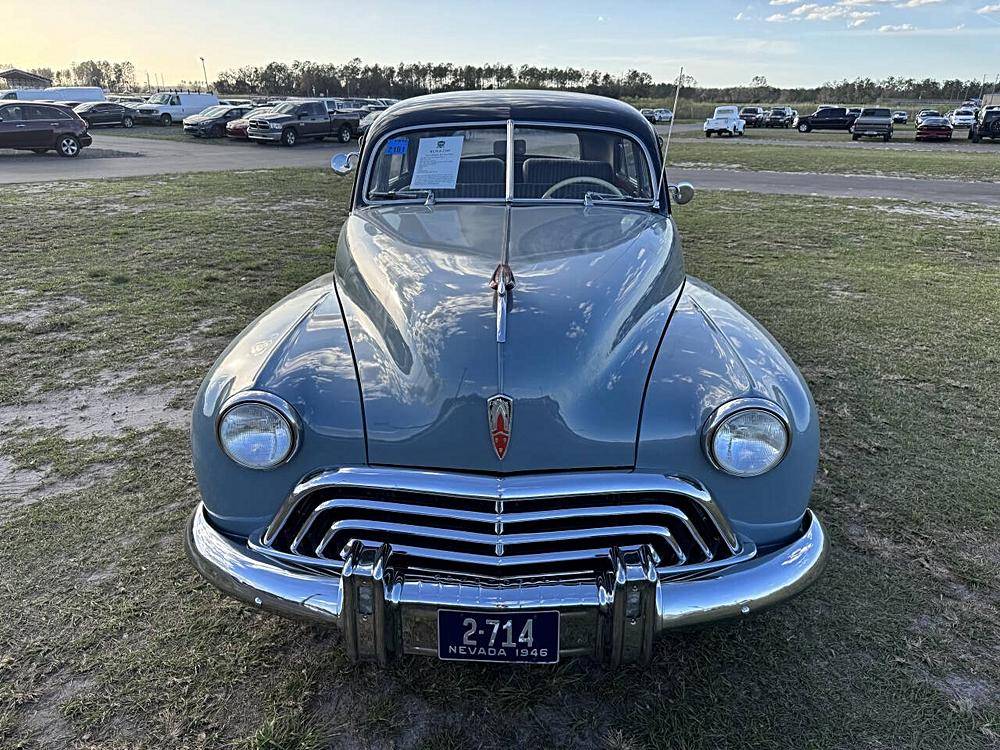 Oldsmobile-ninetyeight-1946-blue-19