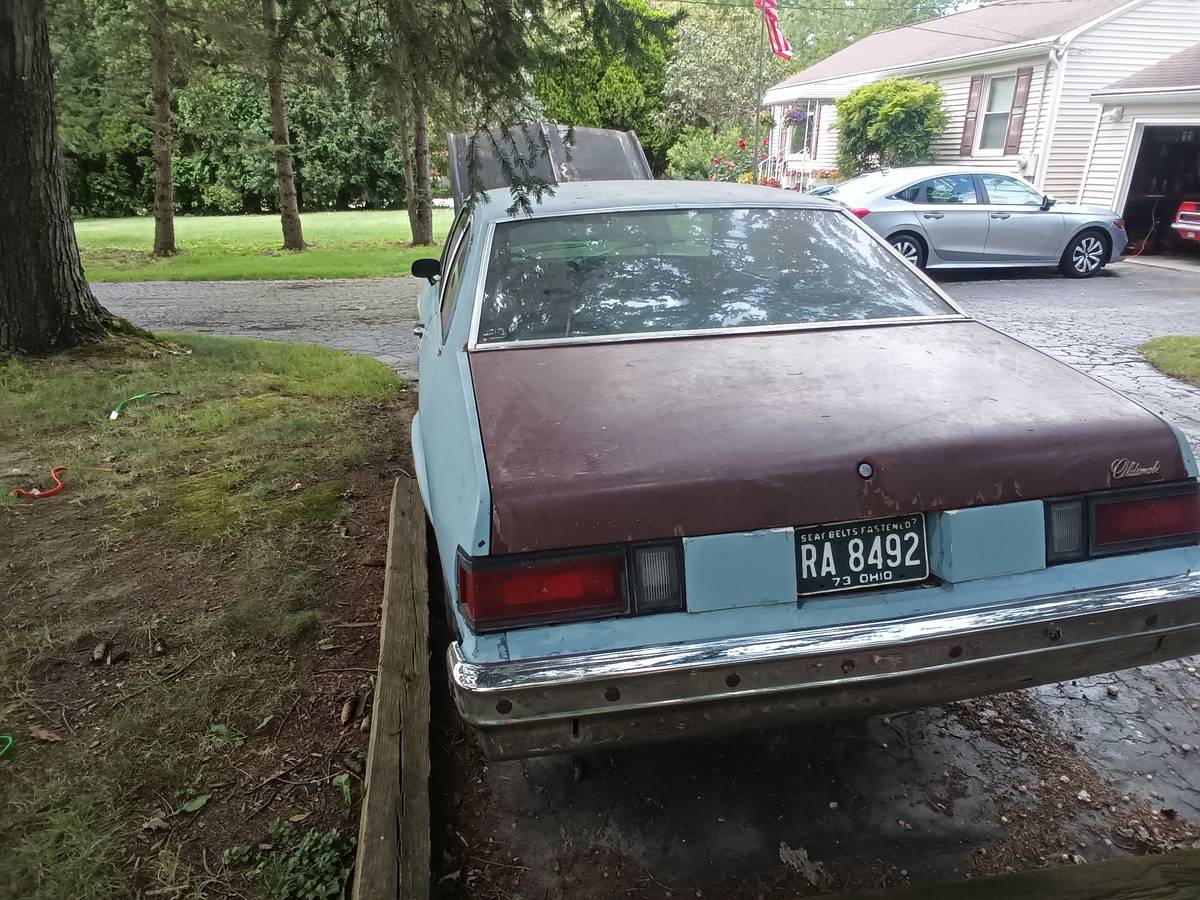 Oldsmobile-omega-1975-6