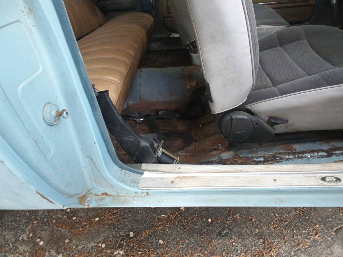 Oldsmobile-omega-1975-7