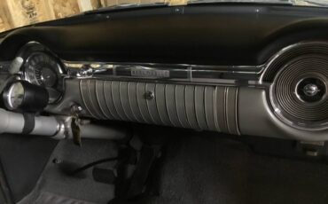 Oldsmobile-rocket-88-1953-black-10