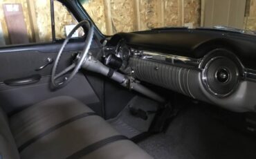 Oldsmobile-rocket-88-1953-black-11