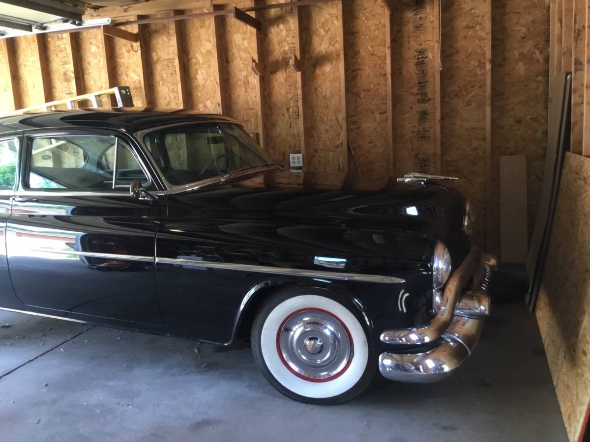 Oldsmobile-rocket-88-1953-black-5