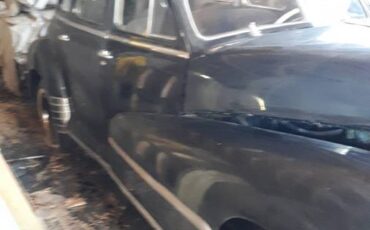 Oldsmobile-series-66-1948-black-2